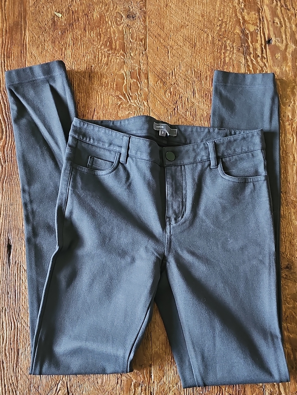 Vince Women’s Skinny Pants in Charcoal Gray
